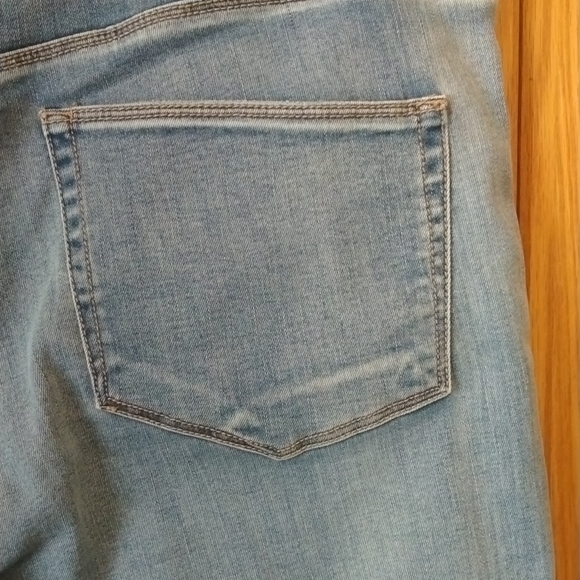 NWT Knox Rose Embroidered Jeans Size 16 - Picture 3 of 9